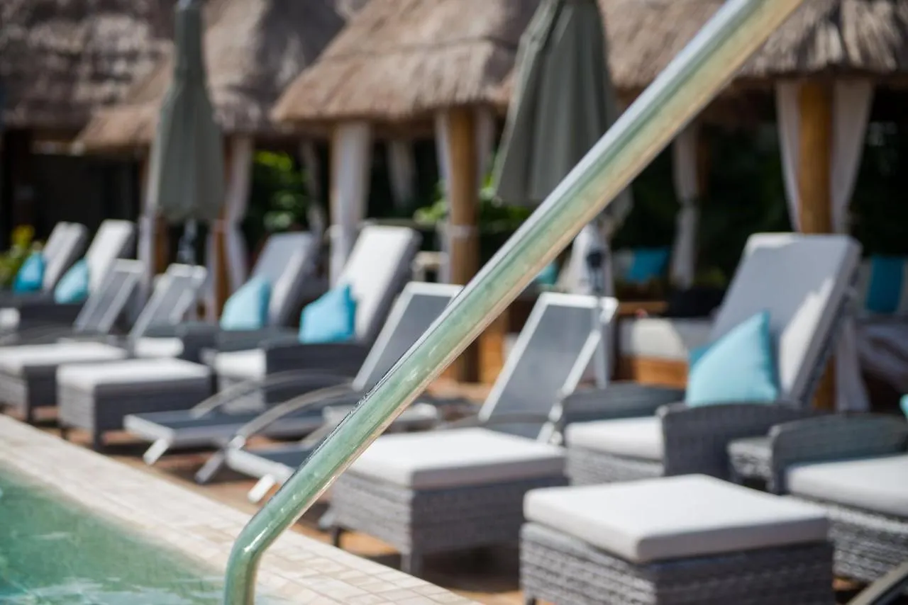 Naay Tulum Curamoria Collection